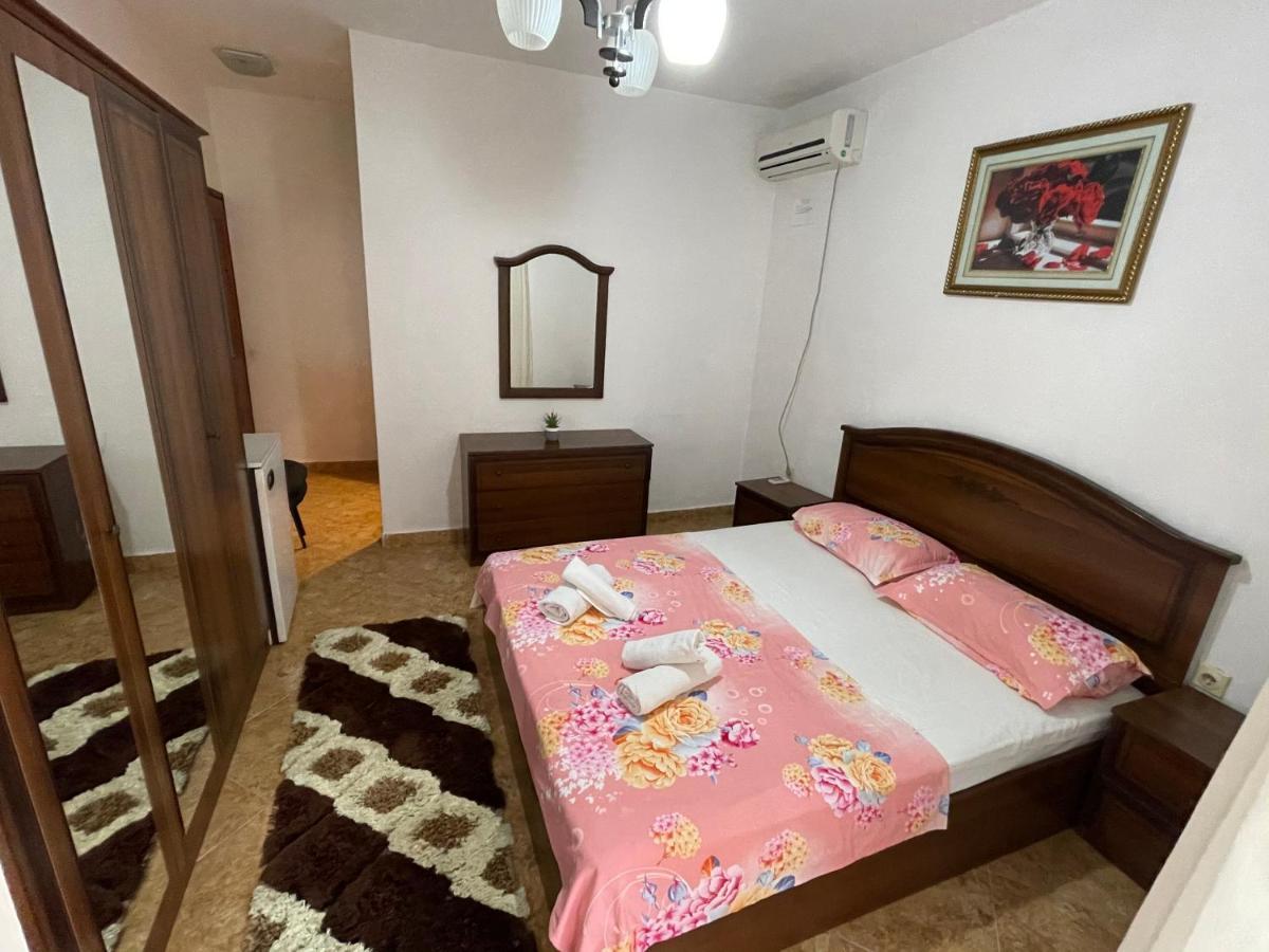 Days Inn Apartments Ulcinj Quarto foto